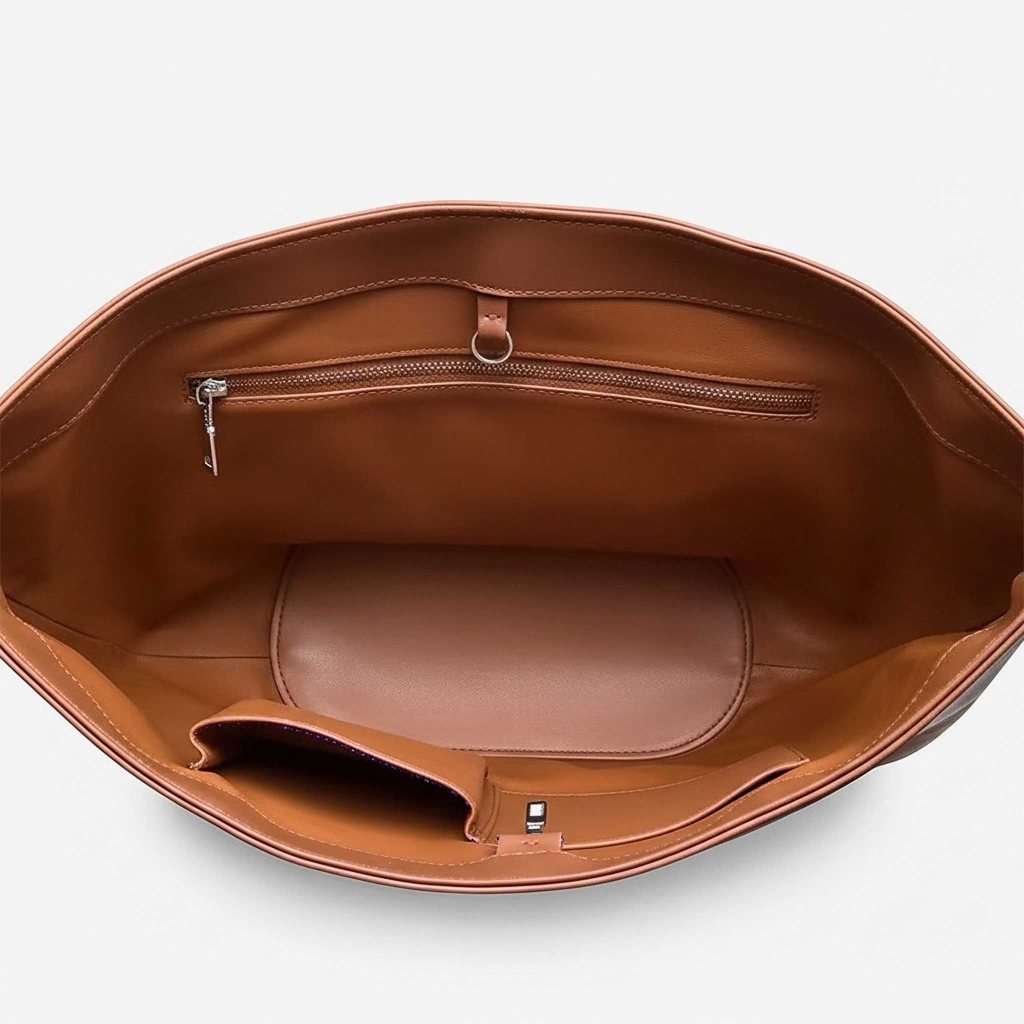 Lumière Bucket Shoulder Bag