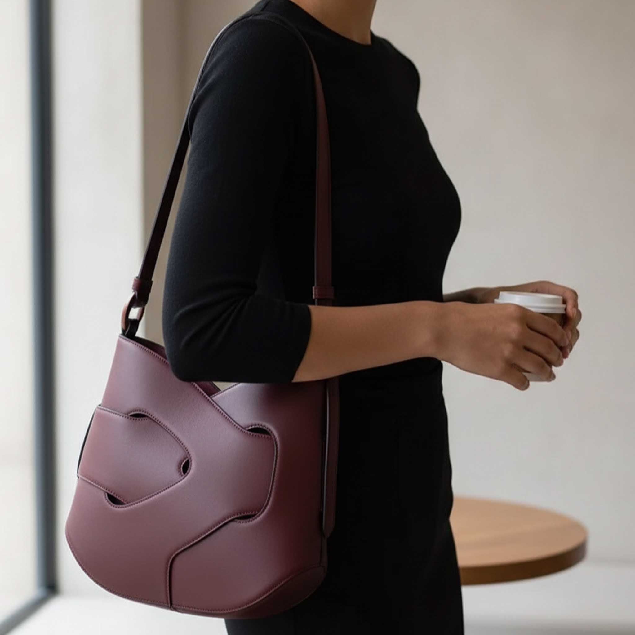 Velisse Shoulder Bag